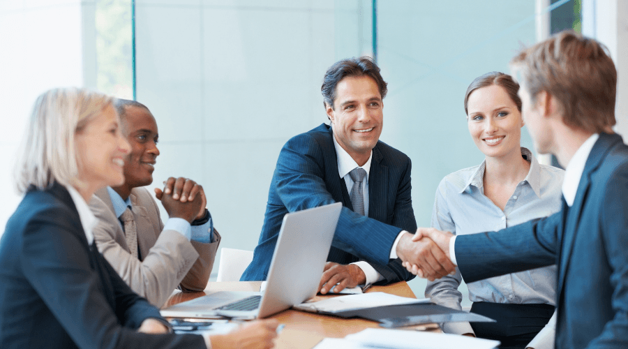 Canva_Industries_900x500_Industrials_PE_People.png